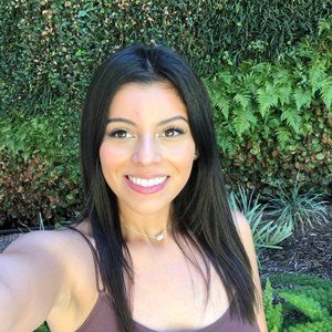 Meet your Posher, Jasmine